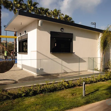 Seta 4* Αγκριτζέντο